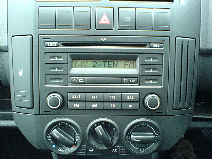 Removal and Specs of VW RCD200 Stereo? Interior and In